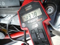 13,78V Leerlauf mit Licht