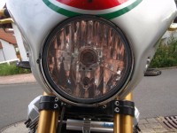 p90439603x5yg2fm81.jpg