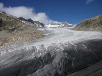 Rhonegletscher.jpg (45.85 KiB) 3448 mal betrachtet ... solange es ihn noch gibt.