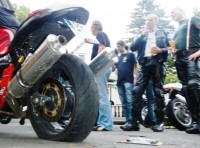 V11, gummiert und tiefergelegt... geht garnicht!